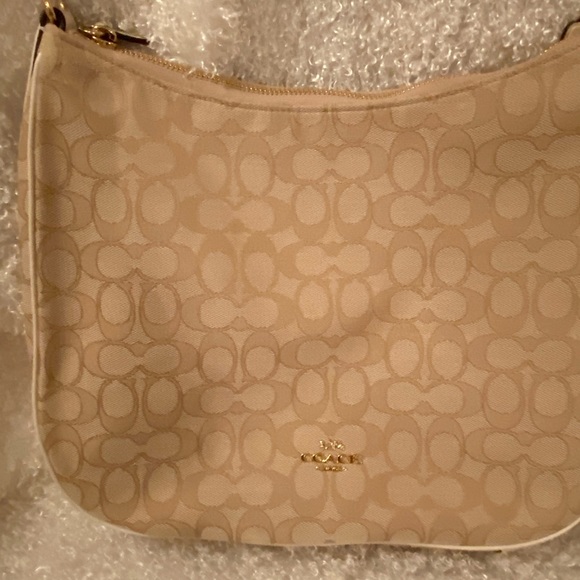 NWT coach signature cream handbag - Picture 2 of 5